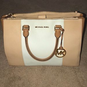 Michael Kors Hand Bag